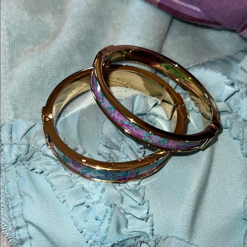 Hinged Bangle - image 2